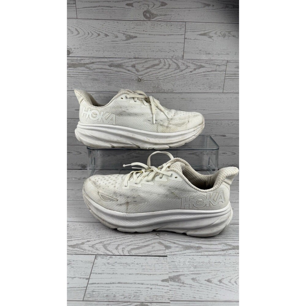 Hoka One One Clifton 9 Womens 8.5B Running Shoes Triple White #590